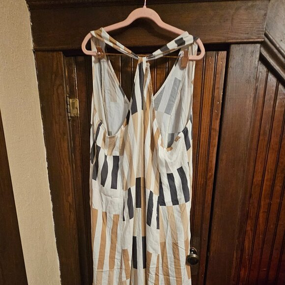 Torrid Challis Twist Back Maxi Dress / Sz 1 - Picture 4 of 8